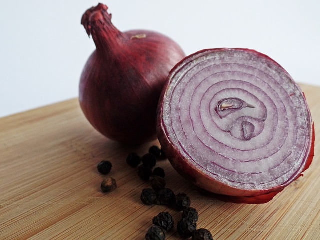red-onions-498845_640.jpg